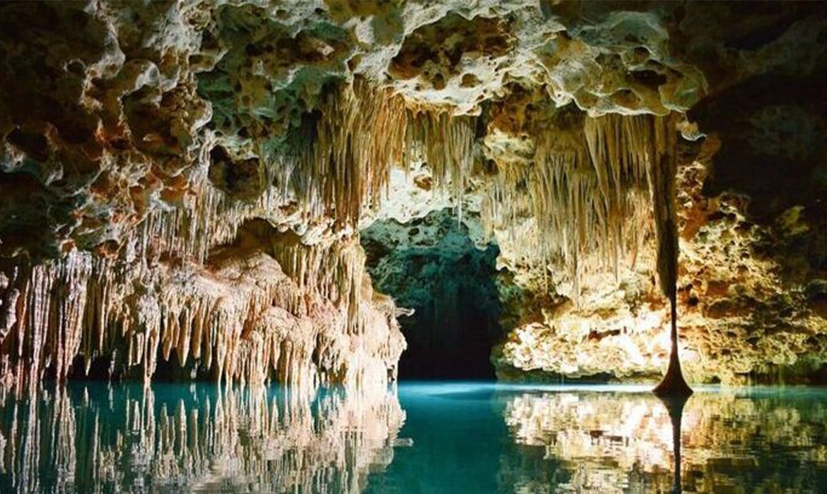 cayman-crystal-caves