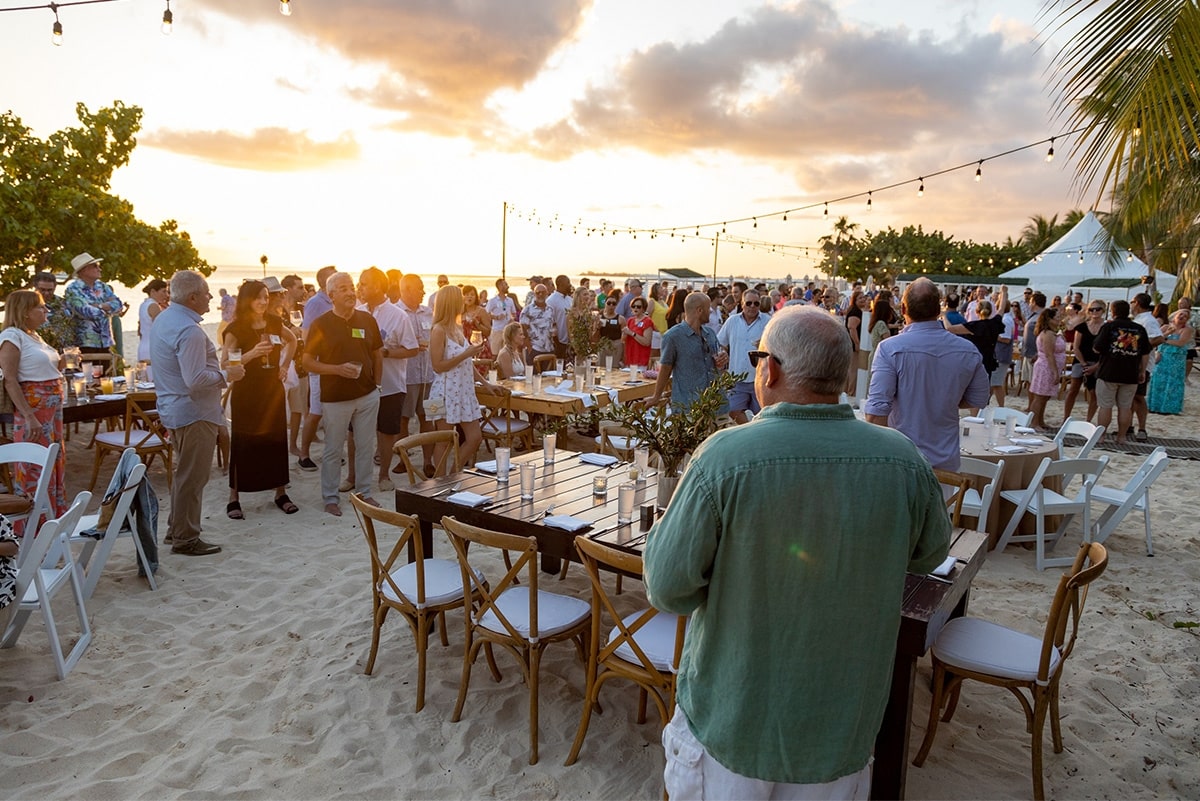 caymanmeetingbeachsunset